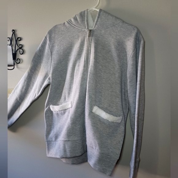 La Vie En Rose Faux Sherpa Hoodie - Picture 12 of 12